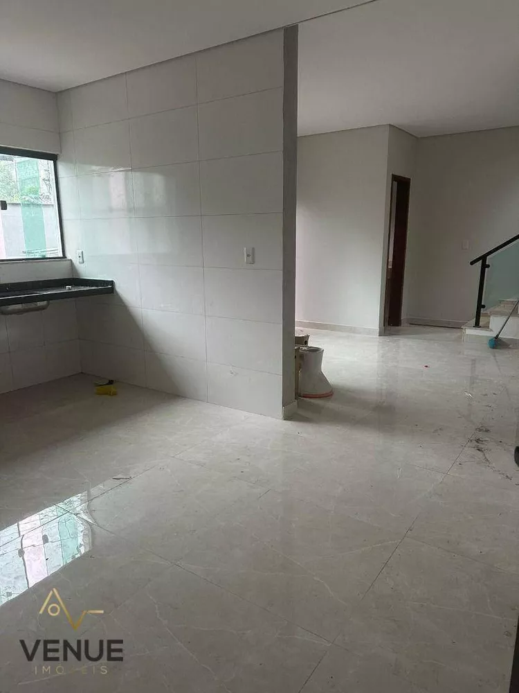 Sobrado à venda com 2 quartos, 85m² - Foto 10