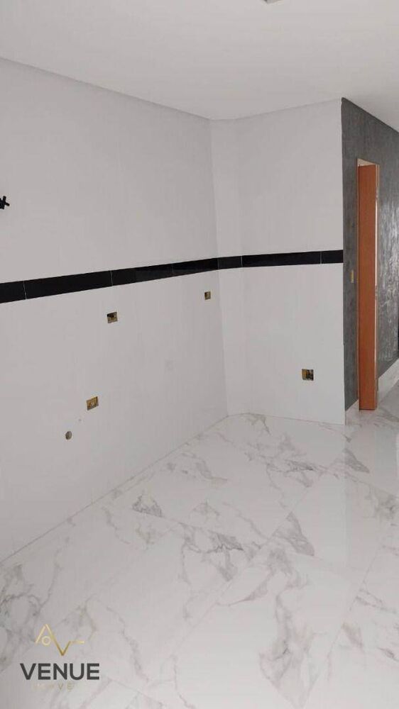 Sobrado à venda com 3 quartos, 108m² - Foto 4