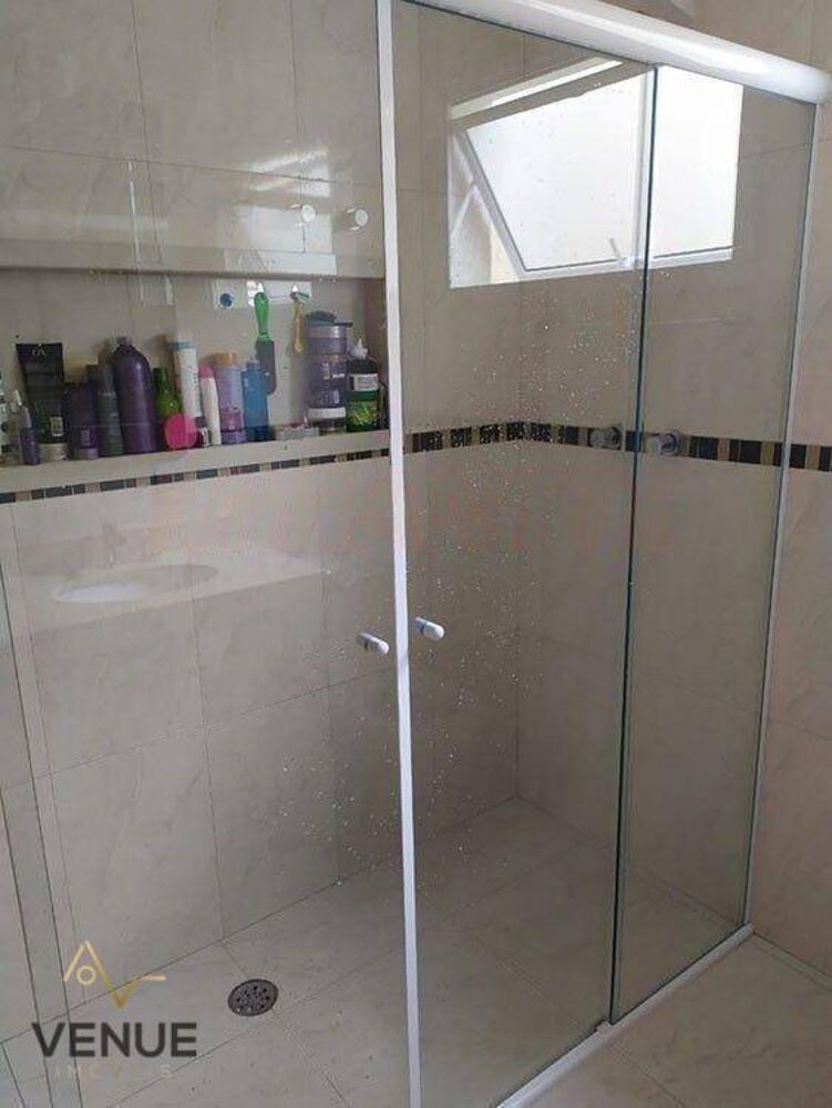 Sobrado, 3 quartos, 189 m² - Foto 2