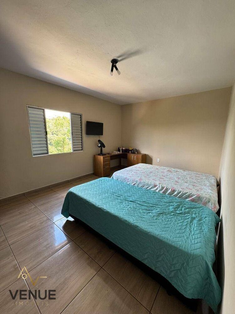 Chácara à venda com 2 quartos, 200m² - Foto 23