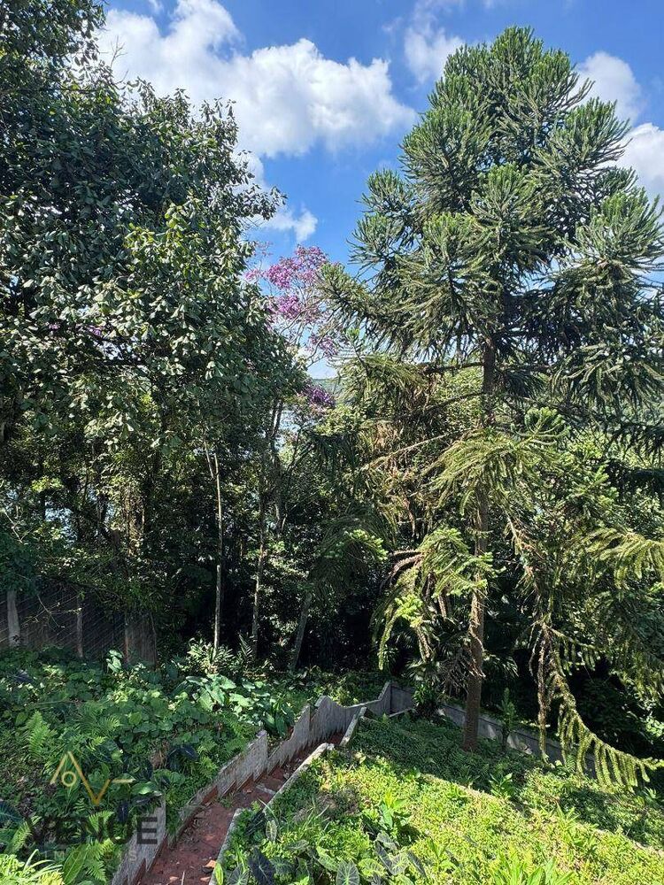 Chácara à venda com 2 quartos, 200m² - Foto 17