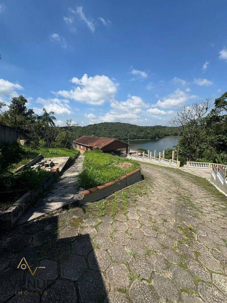 Chácara à venda com 2 quartos, 200m² - Foto 9