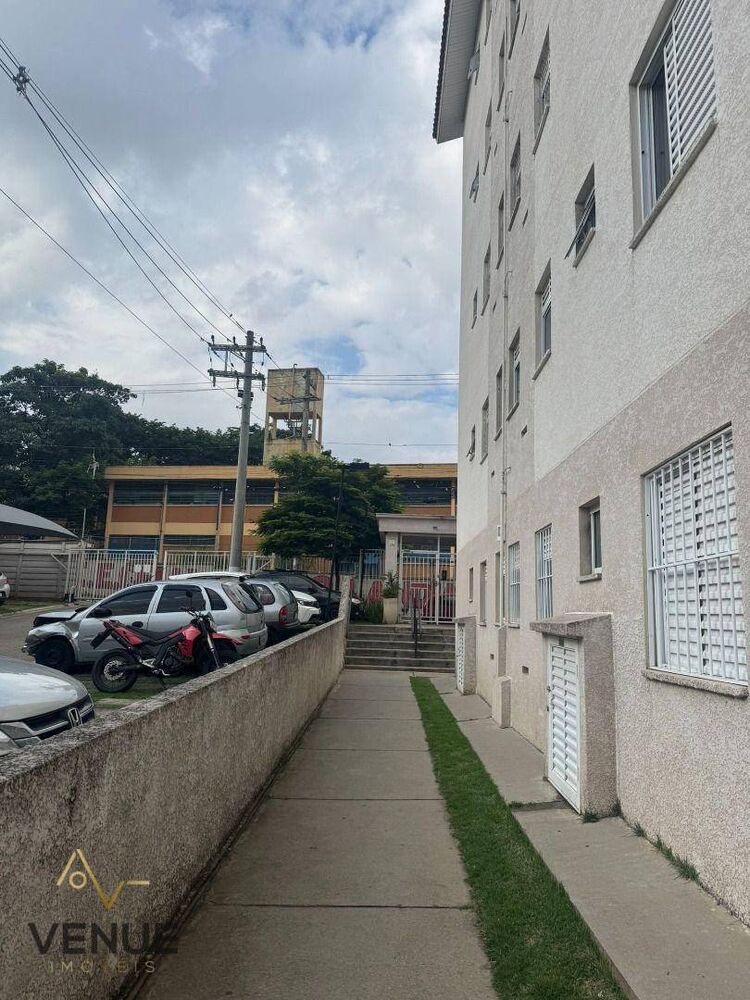 Apartamento à venda com 2 quartos, 42m² - Foto 4