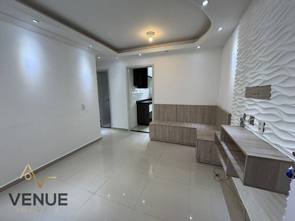 Apartamento à venda com 2 quartos, 42m² - Foto 1
