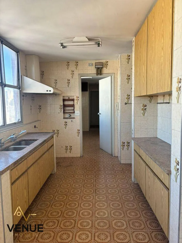 Apartamento, 3 quartos, 165 m² - Foto 2
