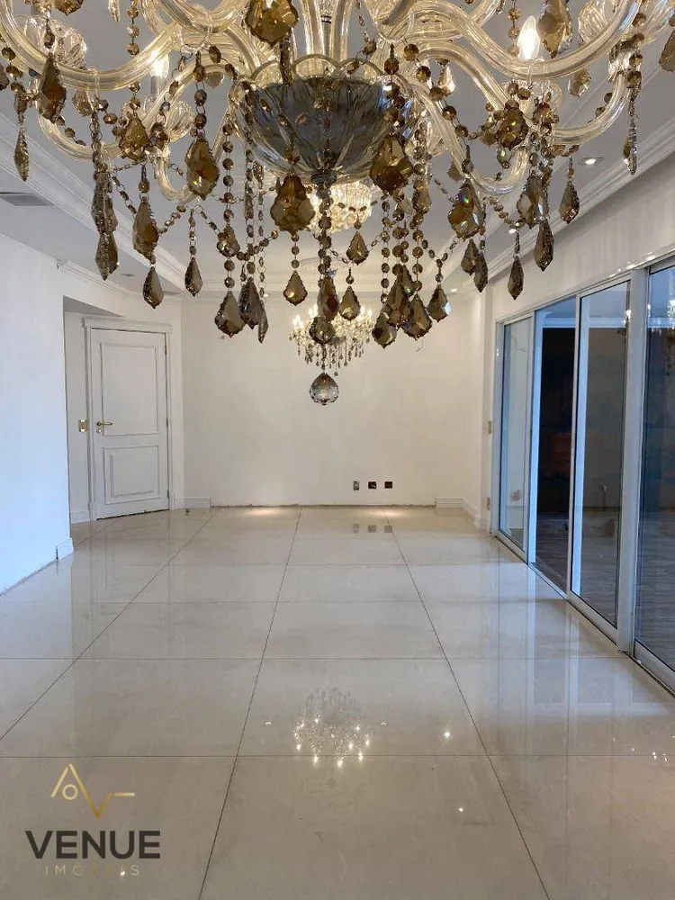 Apartamento, 3 quartos, 155 m² - Foto 1