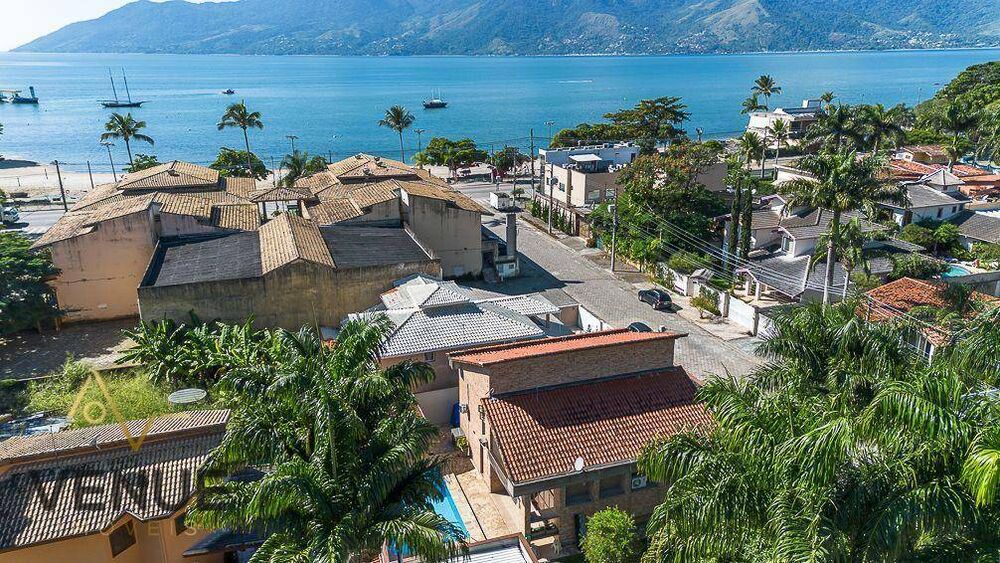 Casa à venda com 5 quartos, 229m² - Foto 12