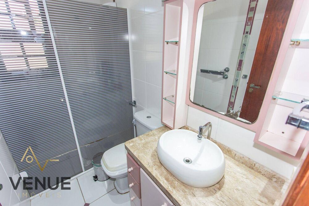 Casa à venda com 5 quartos, 229m² - Foto 10