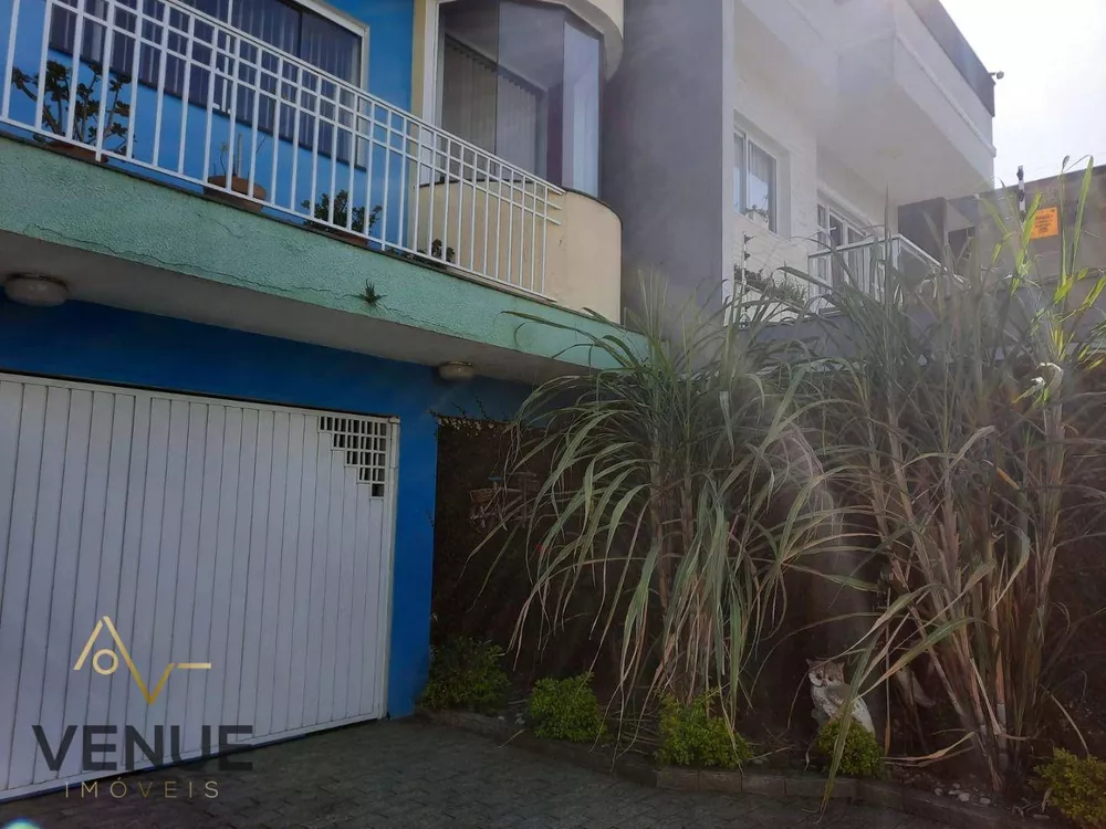 Sobrado, 3 quartos, 225 m² - Foto 2