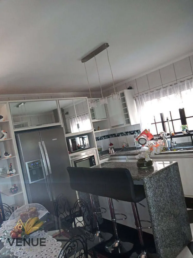 Casa, 3 quartos, 1180 m² - Foto 8