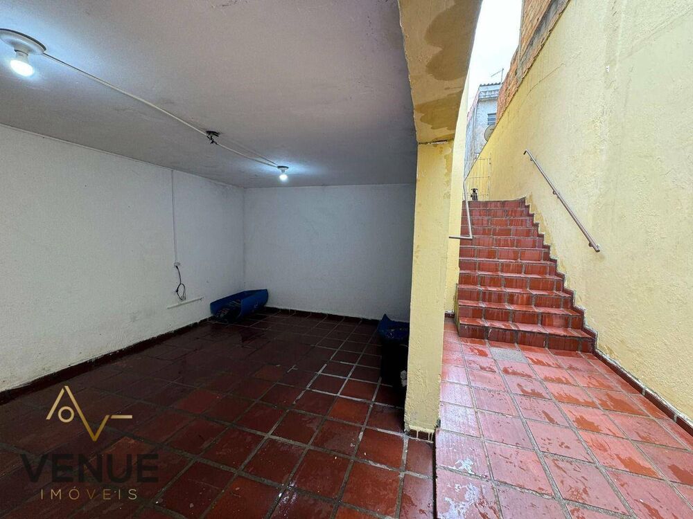 Sobrado, 3 quartos, 214 m² - Foto 1