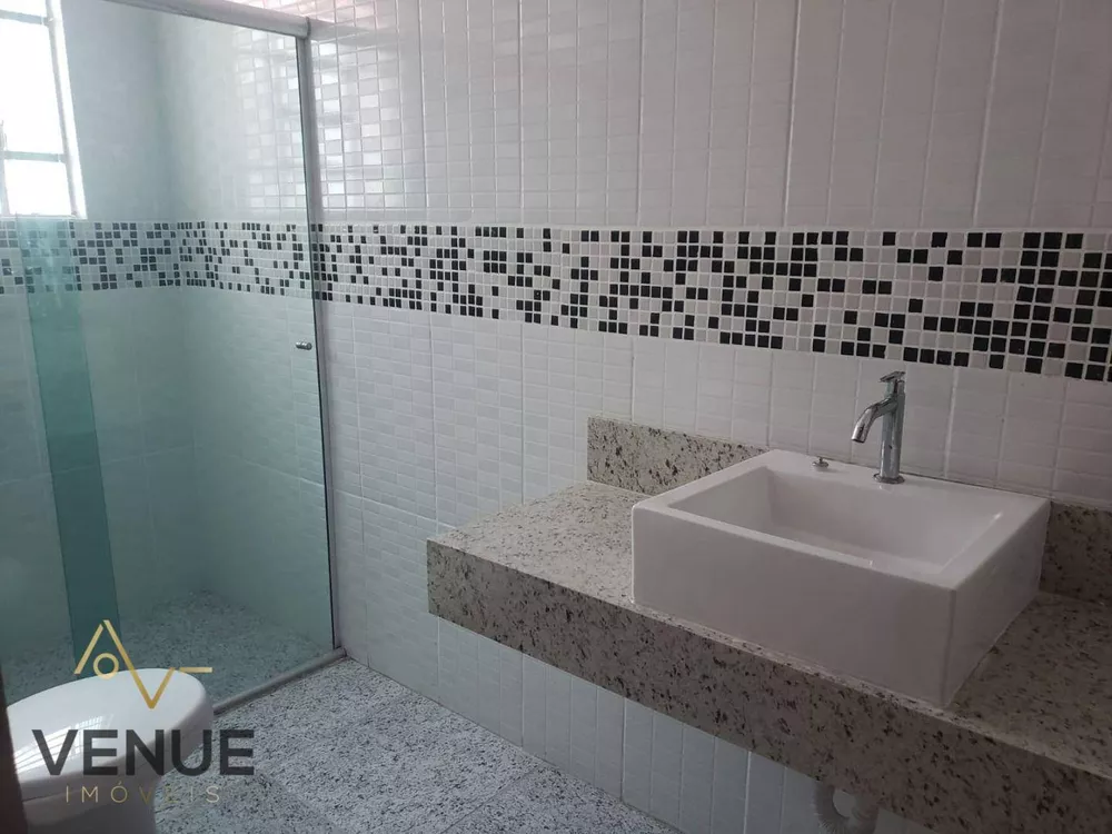 Sobrado, 5 quartos, 220 m² - Foto 2