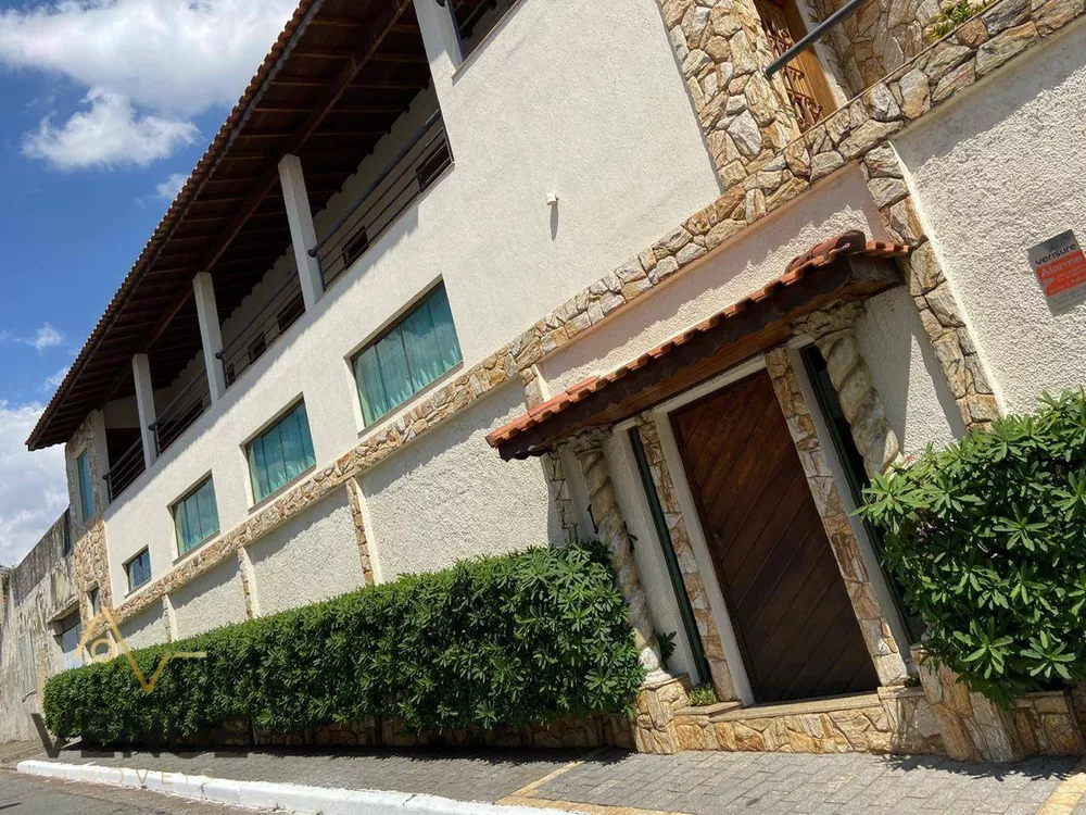 Sobrado, 5 quartos, 300 m² - Foto 1