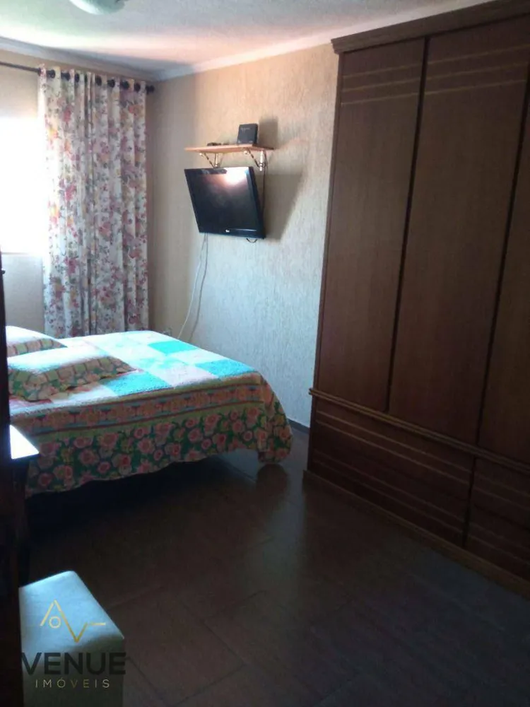 Sobrado, 4 quartos, 180 m² - Foto 1