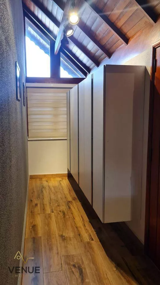 Sobrado à venda com 3 quartos, 300m² - Foto 7