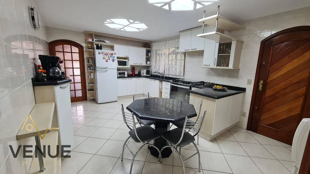 Sobrado, 3 quartos, 300 m² - Foto 13