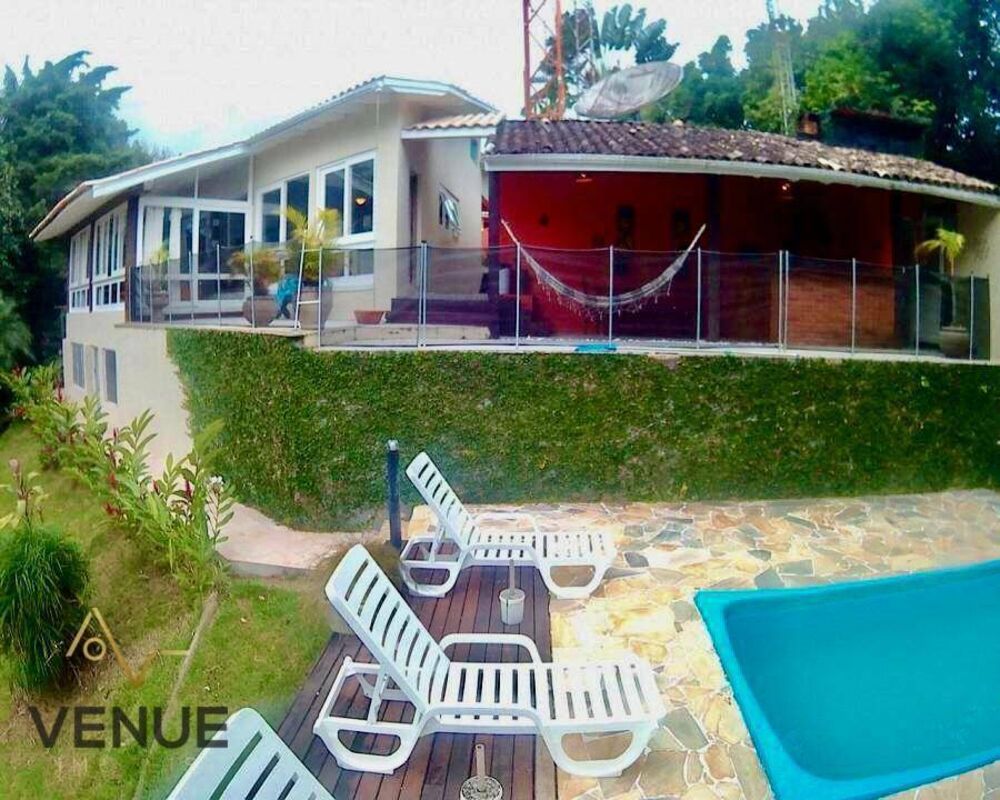 Casa, 3 quartos, 298 m² - Foto 1