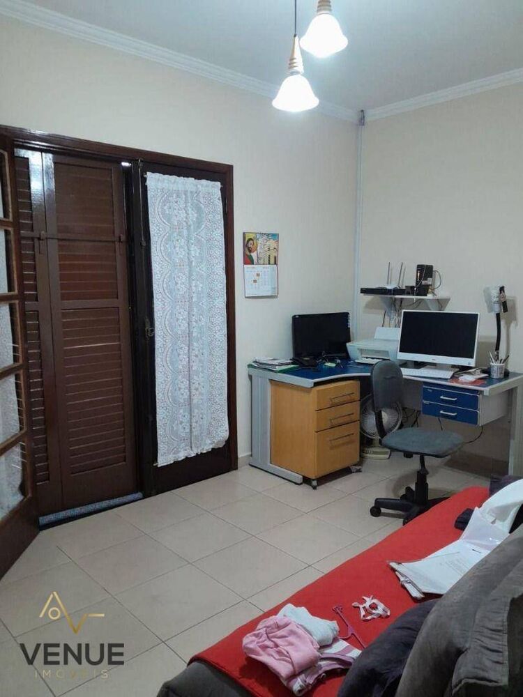 Sobrado, 3 quartos, 200 m² - Foto 3