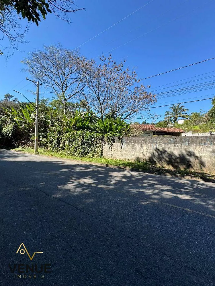 Chácara, 2 quartos, 1642 m² - Foto 2
