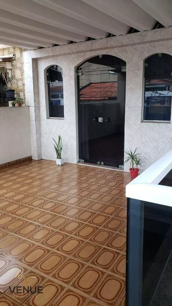 Sobrado, 3 quartos, 193 m² - Foto 1