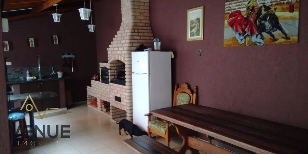 Casa, 4 quartos, 400 m² - Foto 1