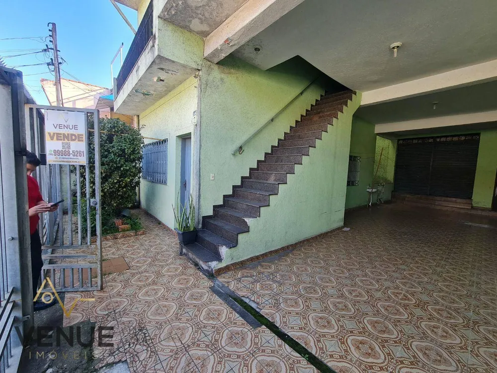 Sobrado, 3 quartos, 258 m² - Foto 2