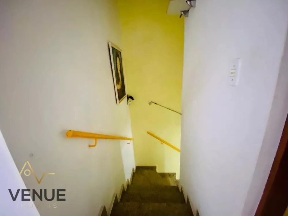 Sobrado, 3 quartos, 180 m² - Foto 1