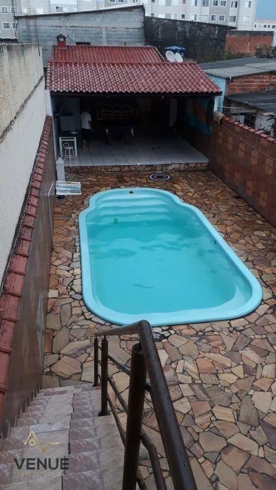 Casa, 3 quartos, 300 m² - Foto 2