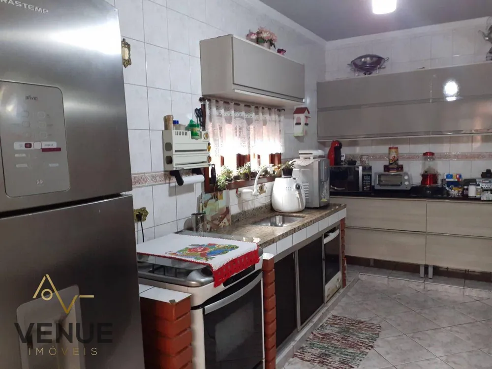 Sobrado, 4 quartos, 292 m² - Foto 4