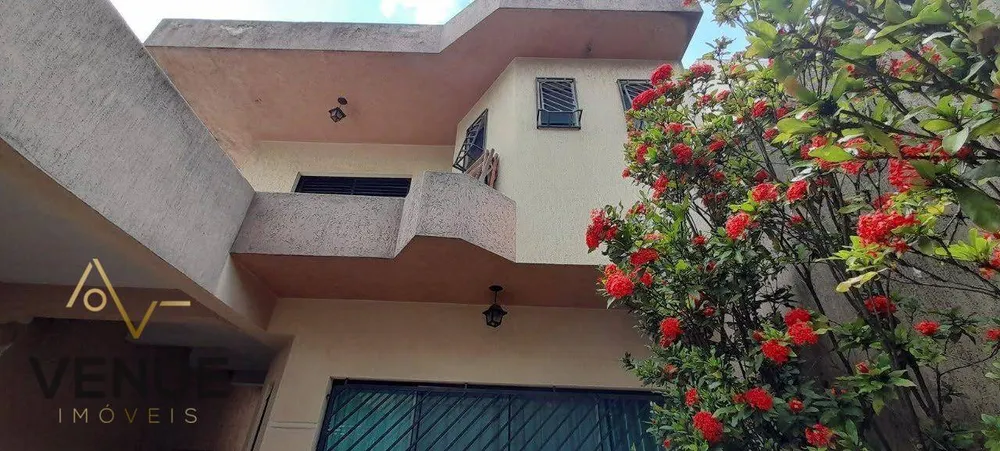 Sobrado, 4 quartos, 357 m² - Foto 1