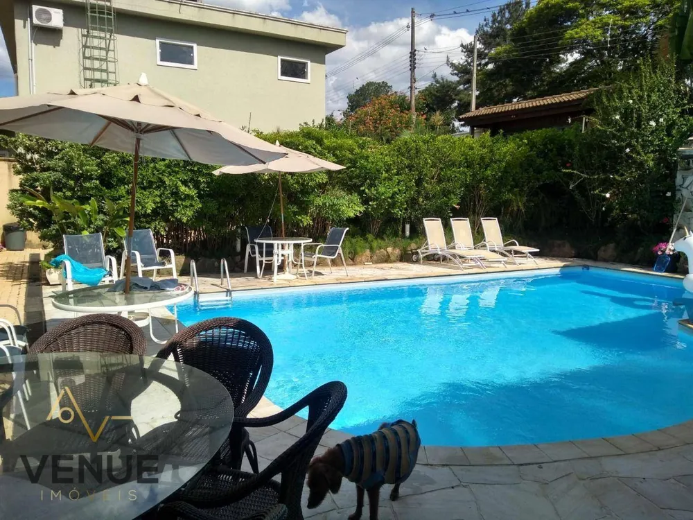 Casa, 5 quartos, 680 m² - Foto 1
