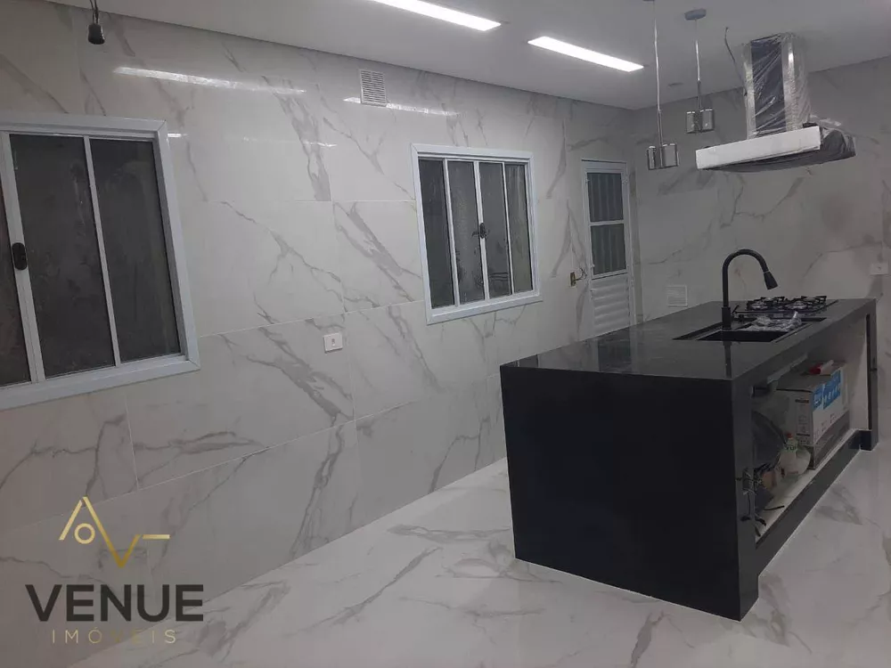 Sobrado, 3 quartos, 219 m² - Foto 3