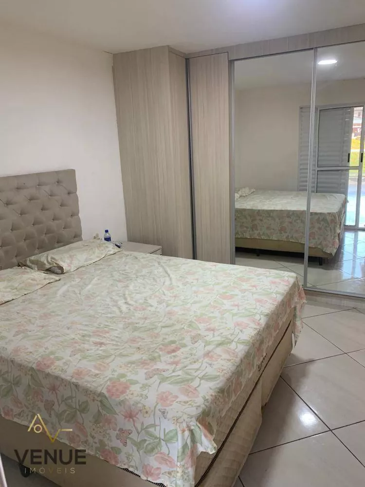 Sobrado, 5 quartos, 240 m² - Foto 2
