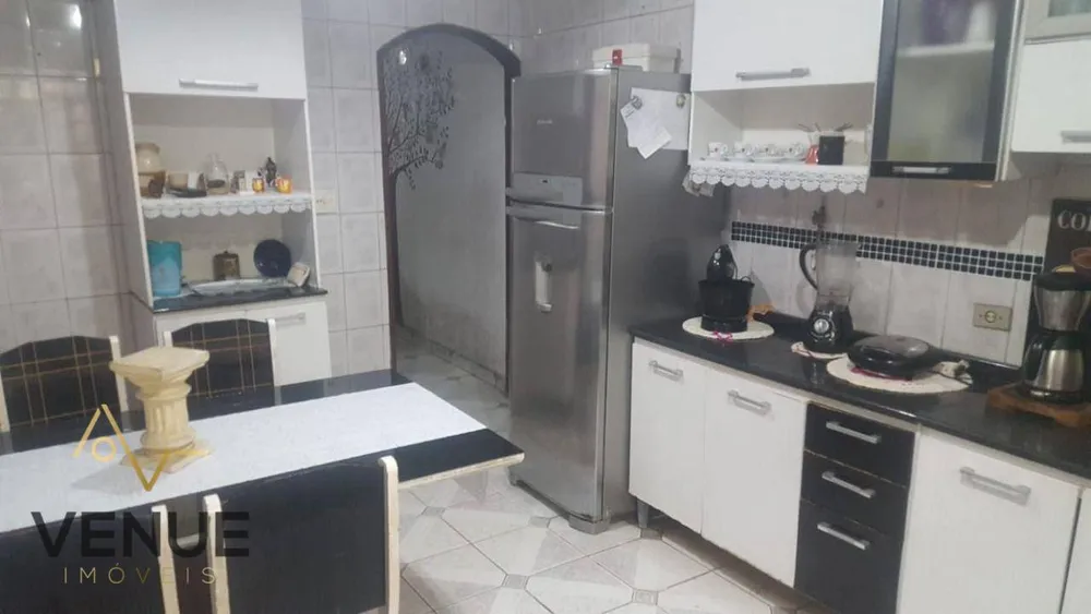 Sobrado, 4 quartos, 175 m² - Foto 1