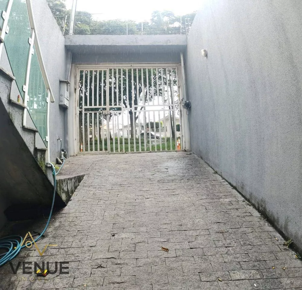 Sobrado, 3 quartos, 219 m² - Foto 1