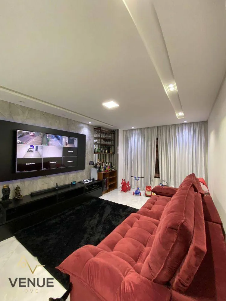 Sobrado, 2 quartos, 240 m² - Foto 1