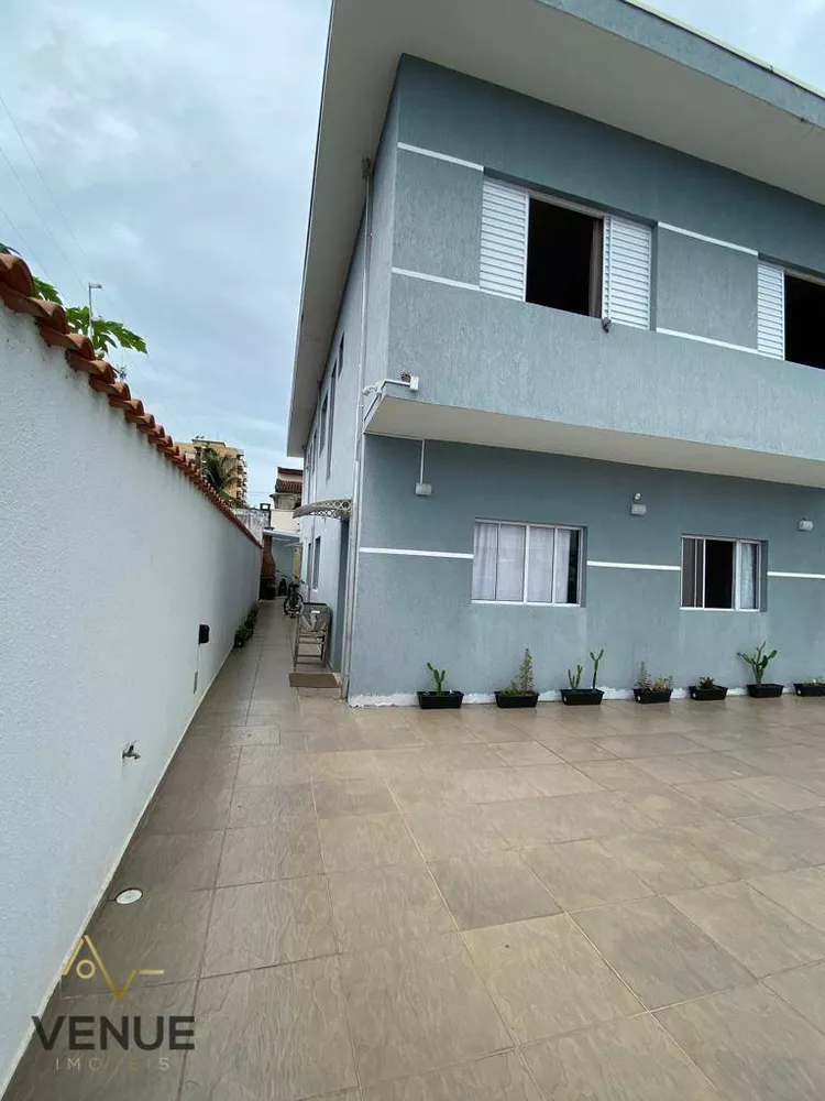Sobrado, 8 quartos, 216 m² - Foto 3