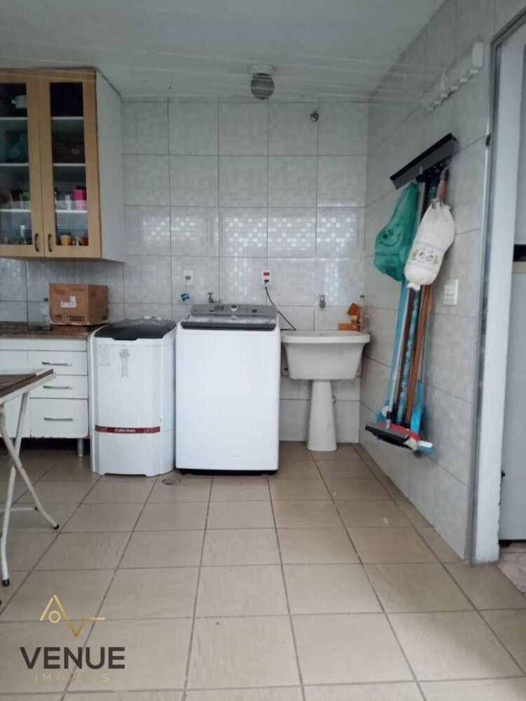 Sobrado, 3 quartos, 136 m² - Foto 2