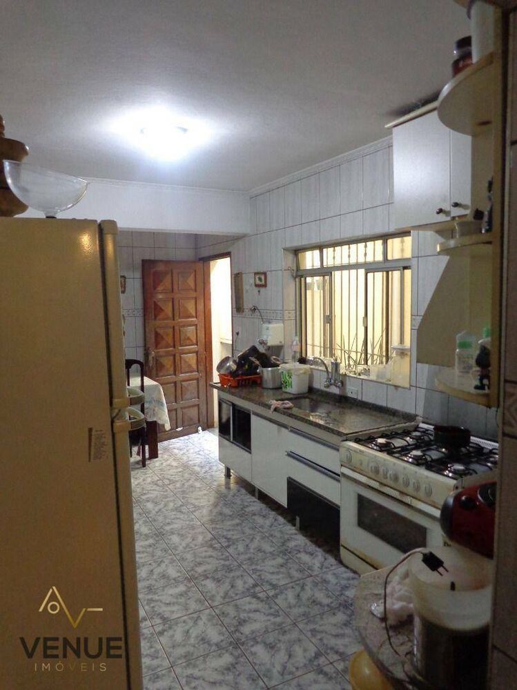 Sobrado, 3 quartos, 200 m² - Foto 1