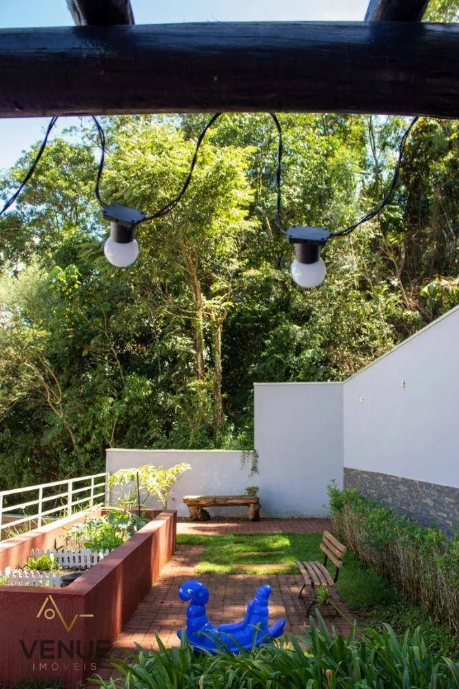 Casa, 4 quartos, 360 m² - Foto 1