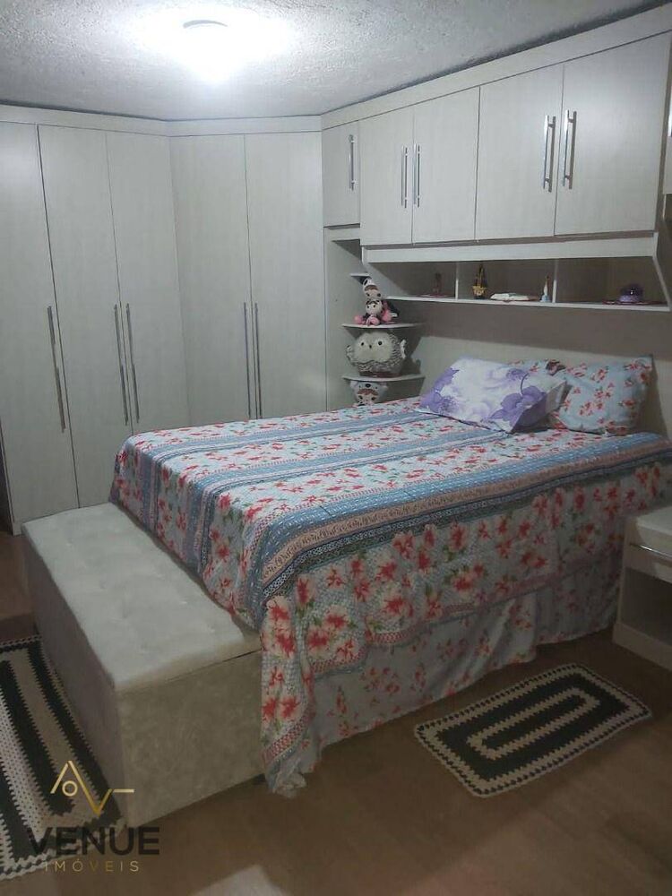 Casa à venda com 3 quartos, 100m² - Foto 3