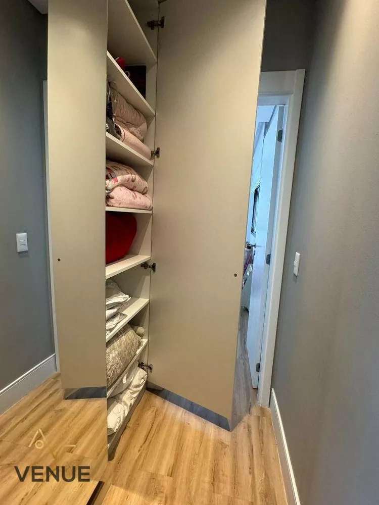 Apartamento, 3 quartos, 193 m² - Foto 1