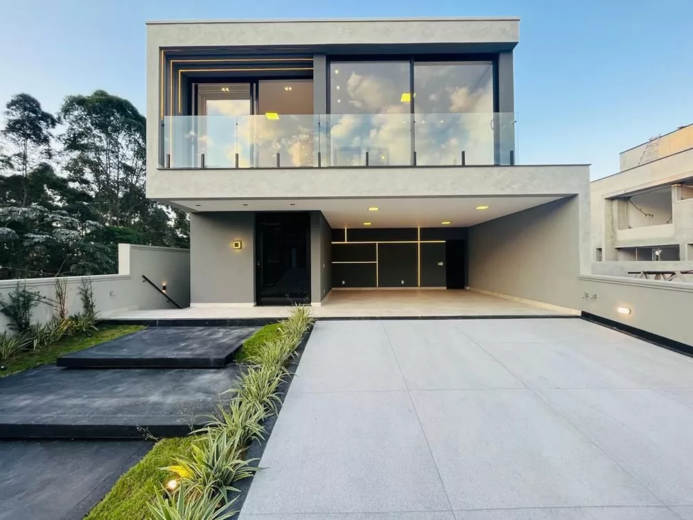 Sobrado, 4 quartos, 364 m² - Foto 1