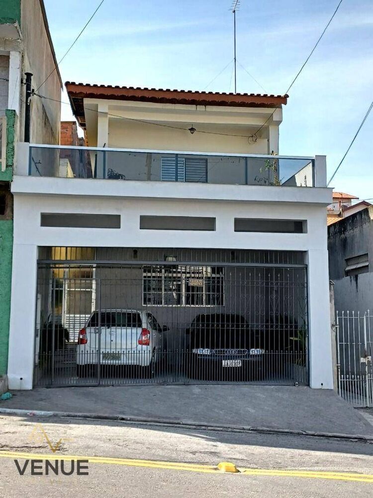 Sobrado, 3 quartos, 180 m² - Foto 1