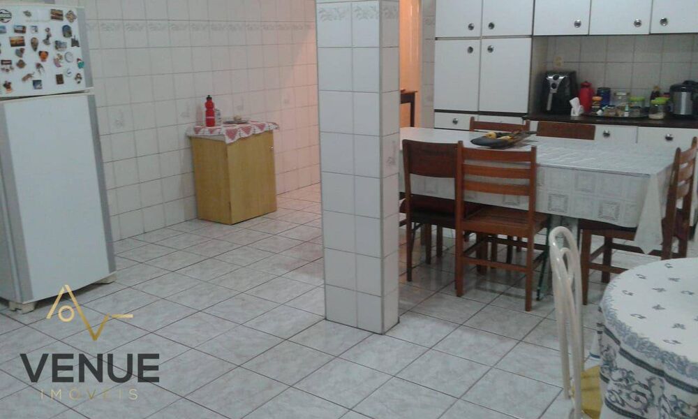 Sobrado, 3 quartos, 180 m² - Foto 5