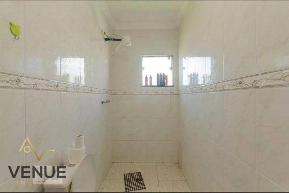 Sobrado, 3 quartos, 244 m² - Foto 2