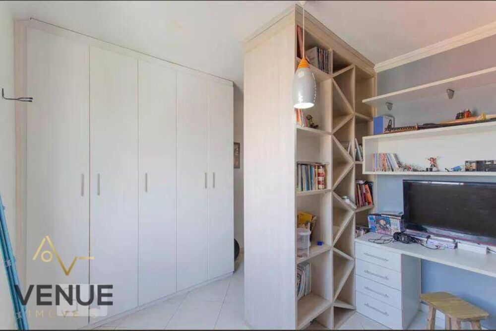 Sobrado, 3 quartos, 244 m² - Foto 3