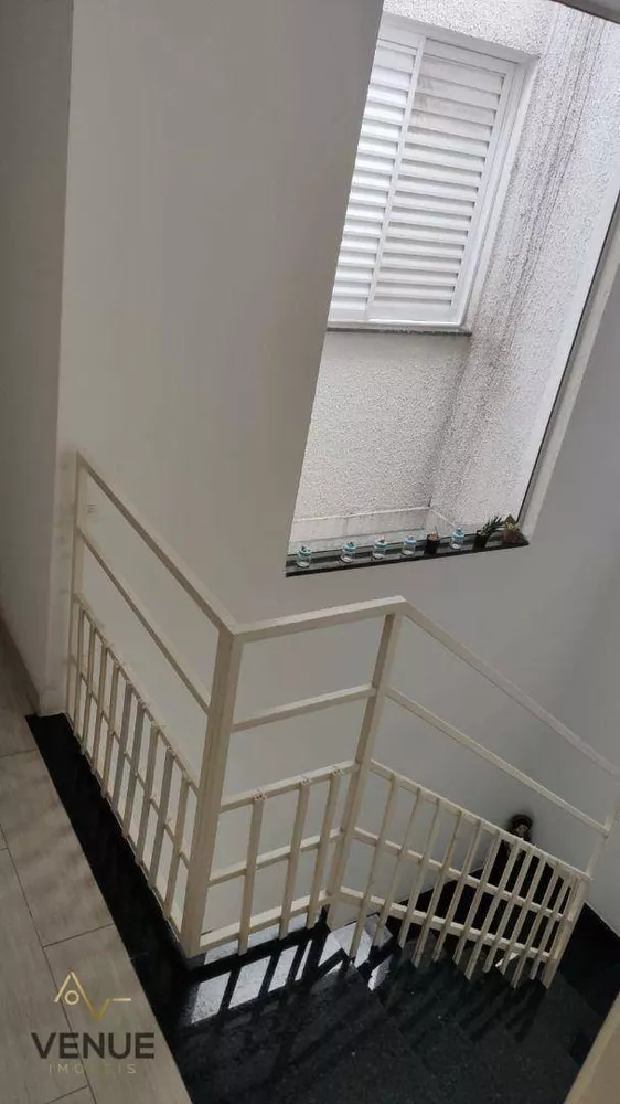 Sobrado, 3 quartos, 200 m² - Foto 2