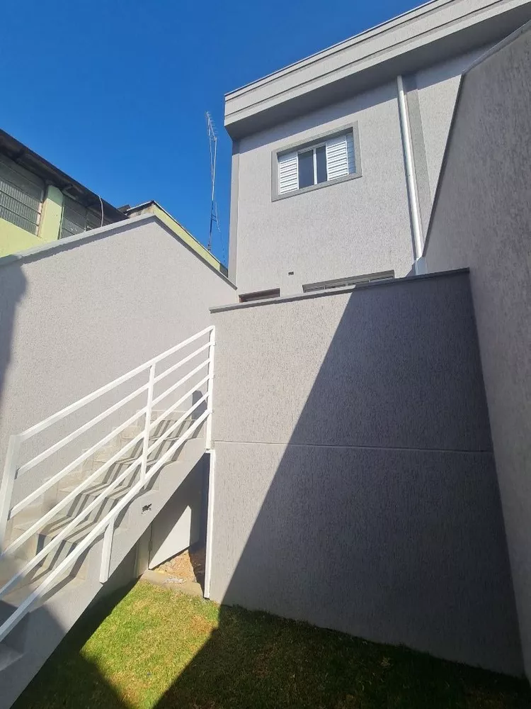 Casa à venda com 2 quartos, 70m² - Foto 3