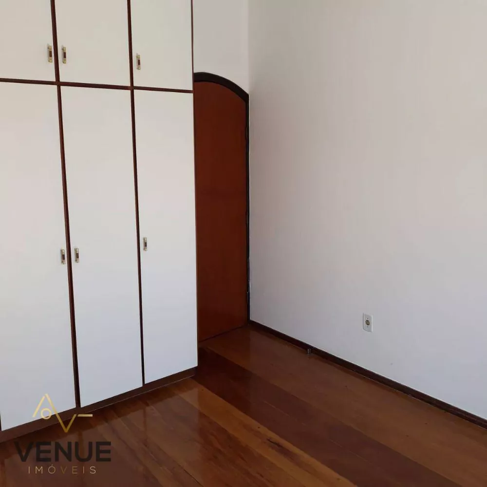 Sobrado, 3 quartos, 274 m² - Foto 2